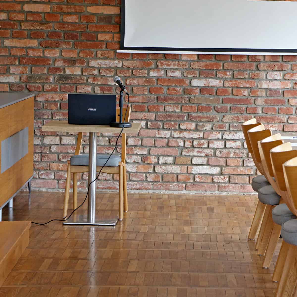 firemnní akce, konferenční prostor